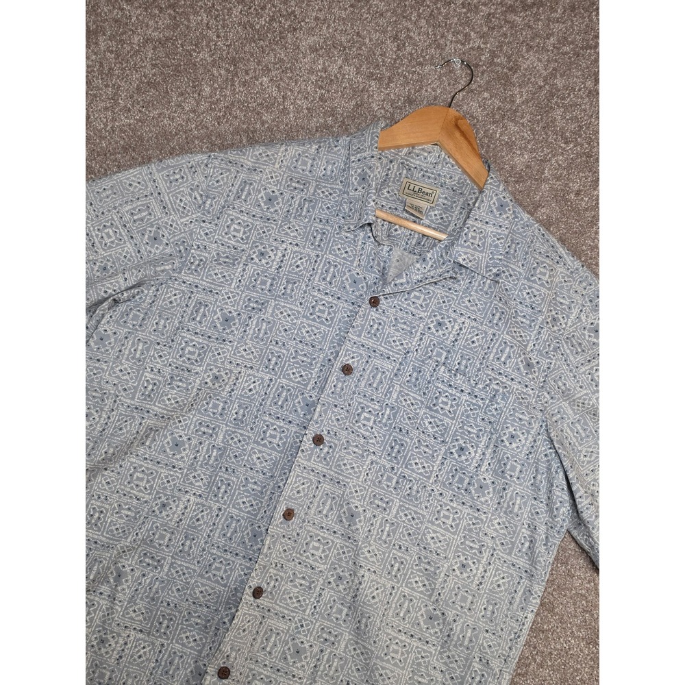 LL Bean Mens Blue Geometric Tile Print Cotton Short Sleeve Button Down Shirt M - Picture 1 of 6